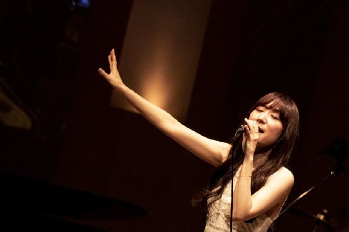 ChouCho—用优美嗓音献上温馨不插电演唱会 『ChouCho Acoustic Live